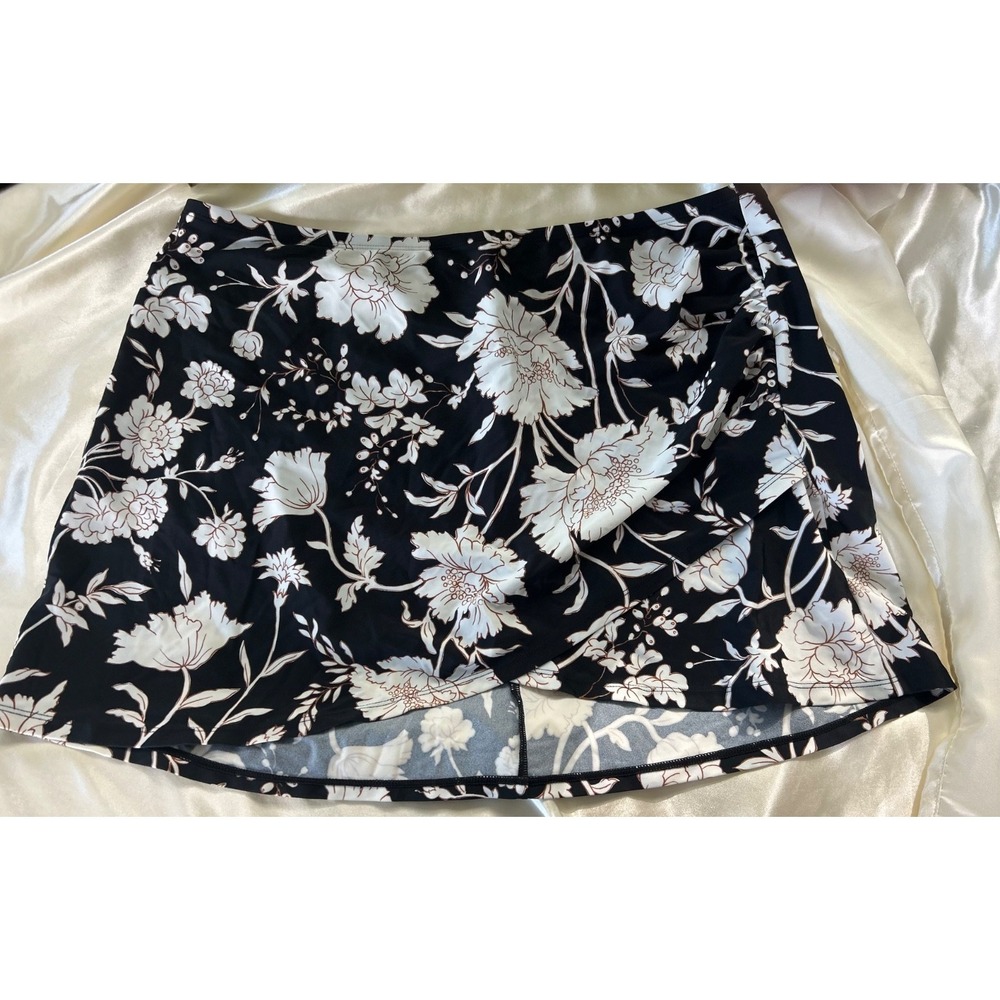 Summersalt Ruched Swim Skirt Size L Floral Resort Beach Pool Cruise Coverup